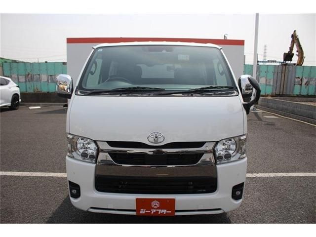 TOYOTA HIACE VAN 2WD 2023 Image 31