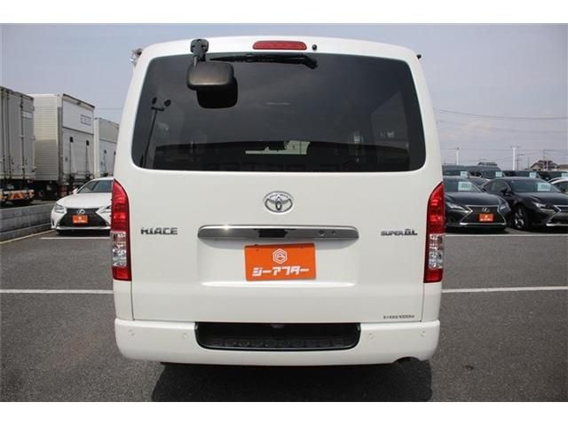 TOYOTA HIACE VAN 2WD 2023 Image 31