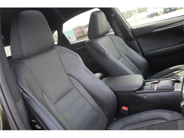 TOYOTA LEXUS NX300H AWD 2020 Image 31