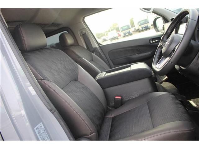 NISSAN CARAVAN VAN 4WD 2024 Image 31