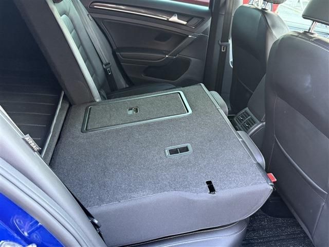 VOLKSWAGEN GOLF R 2016 Image 31