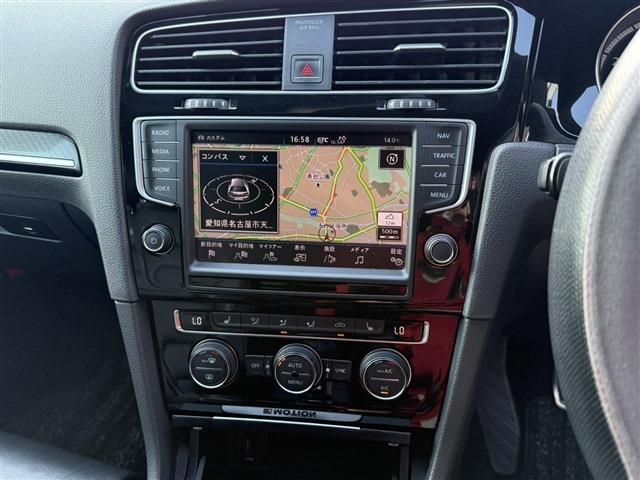 VOLKSWAGEN GOLF R 2016 Image 31