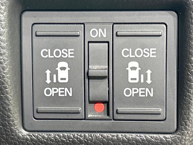 HONDA N BOX CUSTOM 2018 Image 31