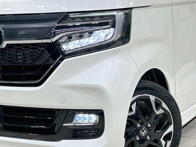 HONDA N BOX CUSTOM 2018 Image 31