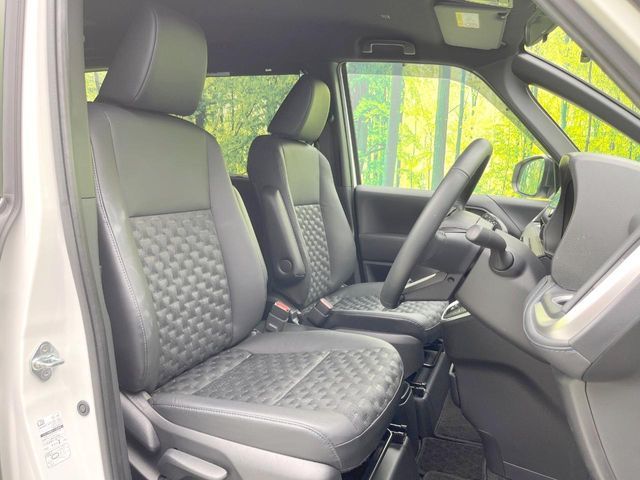 TOYOTA VOXY 2023 Image 31