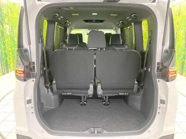 TOYOTA VOXY 2023 Image 31