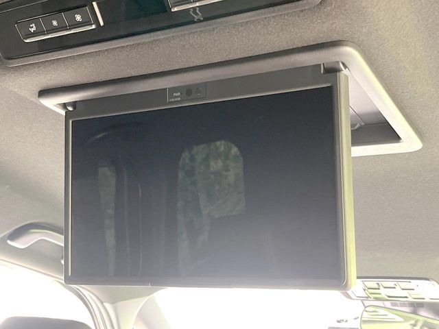 TOYOTA VOXY HYBRID 2024 Image 31