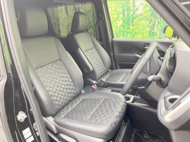 TOYOTA VOXY HYBRID 2024 Image 31