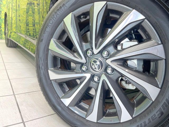 TOYOTA VOXY HYBRID 2024 Image 31