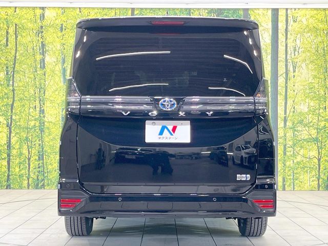 TOYOTA VOXY HYBRID 2024 Image 31