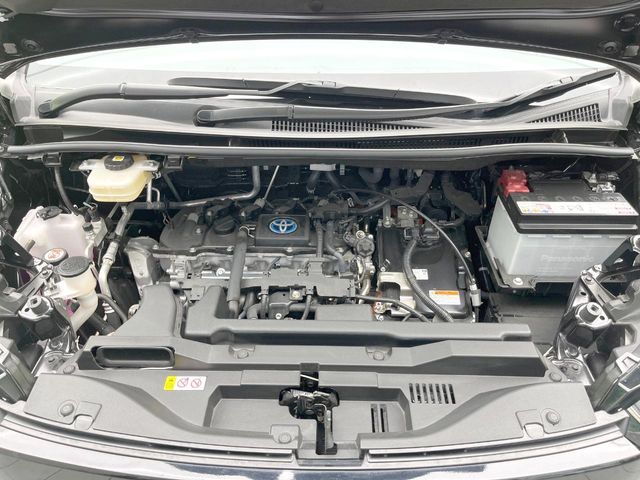 TOYOTA VOXY HYBRID 2024 Image 31