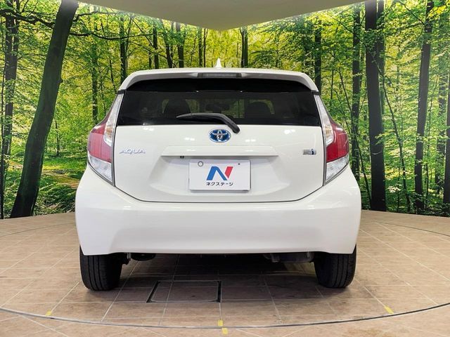 TOYOTA AQUA 2015 Image 31