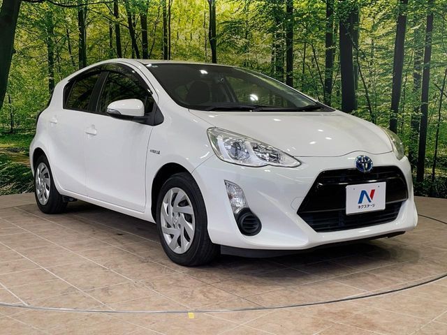 TOYOTA AQUA 2015 Image 31