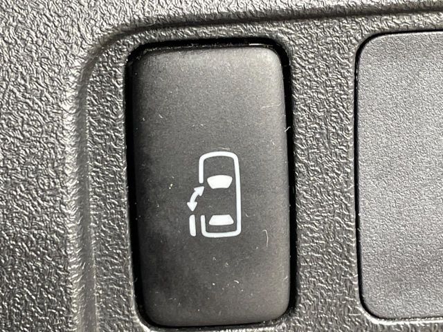 DAIHATSU TANTO 2013 Image 31