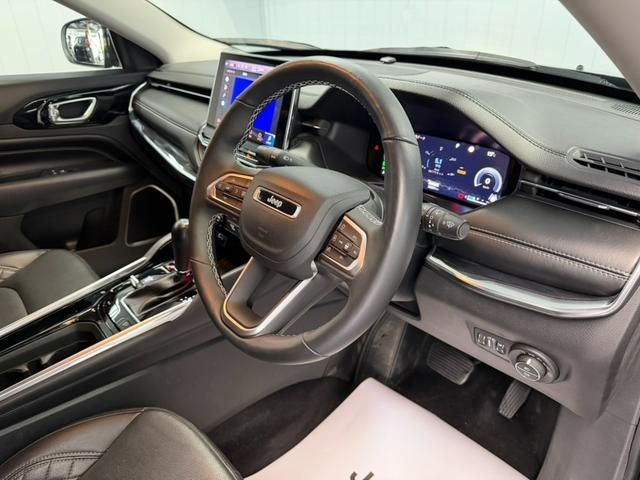 JEEP COMMANDER 2023 Image 31