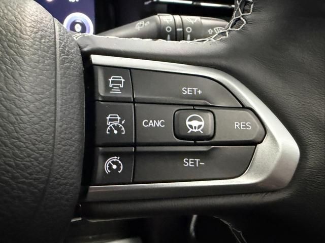 JEEP COMMANDER 2023 Image 31