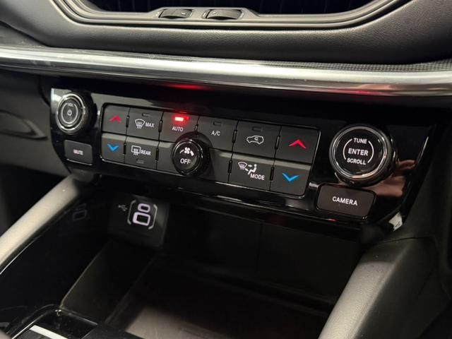 JEEP COMMANDER 2023 Image 31