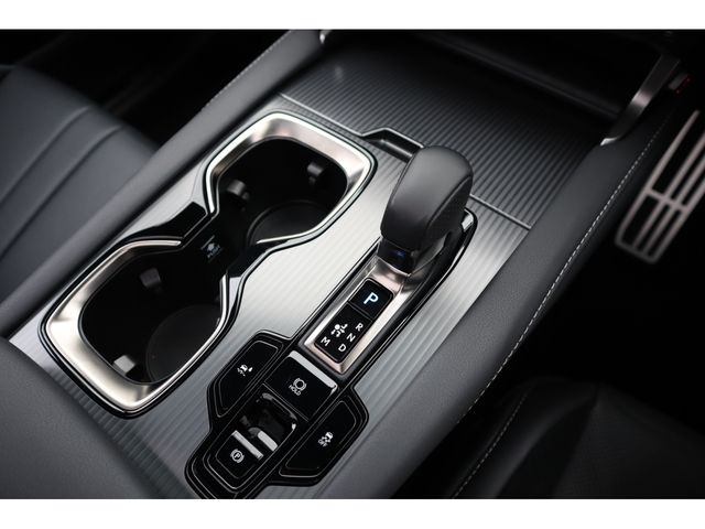 TOYOTA LEXUS RX500H 2024 Image 31