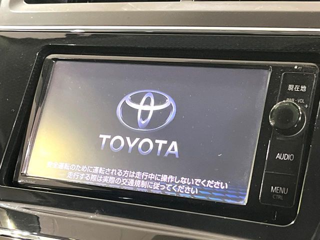 TOYOTA PRIUS ALPHA 2015 Image 31