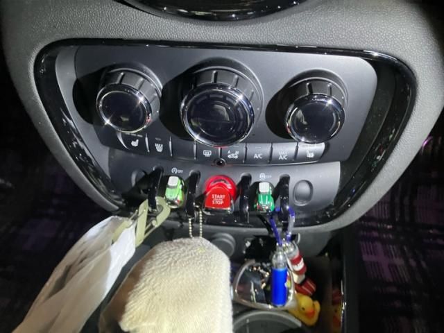 BMW MINI COOPER SD C 2016 Image 31