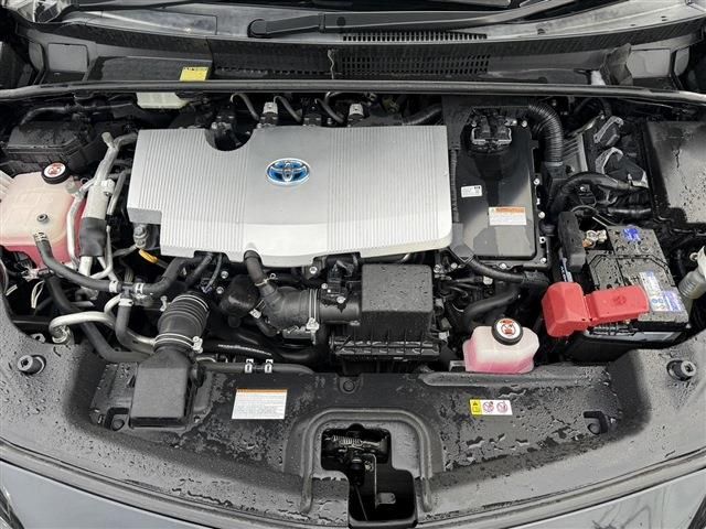 TOYOTA PRIUS PHV 2017 Image 31