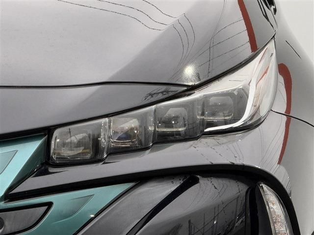 TOYOTA PRIUS PHV 2017 Image 31