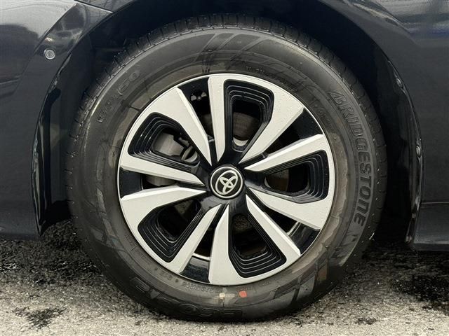 TOYOTA PRIUS PHV 2017 Image 31