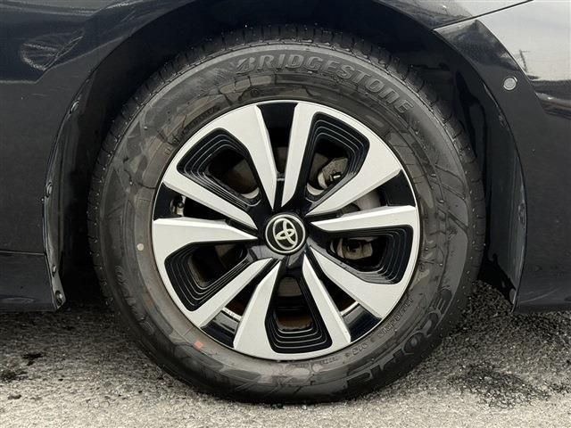 TOYOTA PRIUS PHV 2017 Image 31