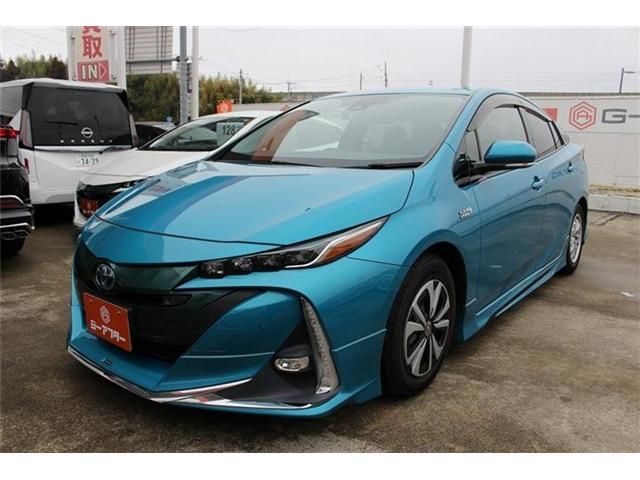 TOYOTA PRIUS PHV 2017 Image 31