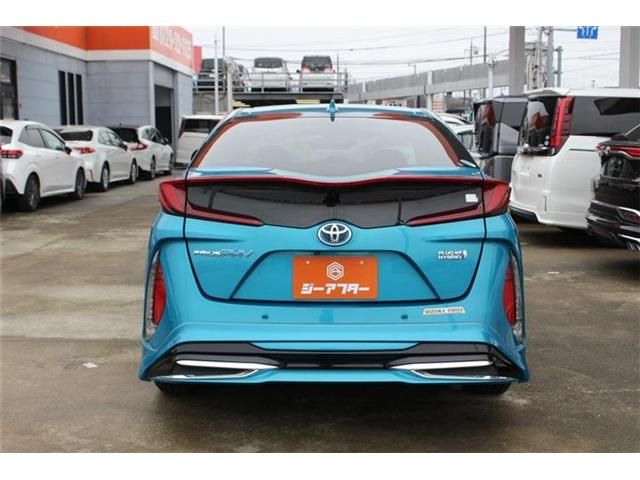 TOYOTA PRIUS PHV 2017 Image 31