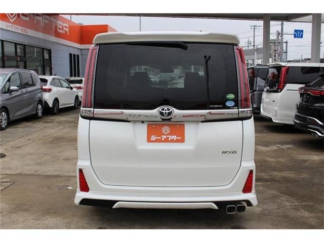 TOYOTA NOAH 2018 Image 31