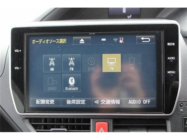 TOYOTA NOAH HYBRID 2018 Image 31