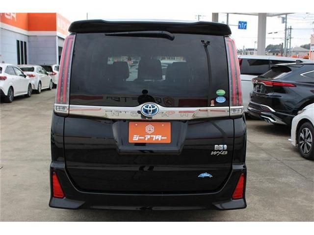 TOYOTA NOAH HYBRID 2018 Image 31