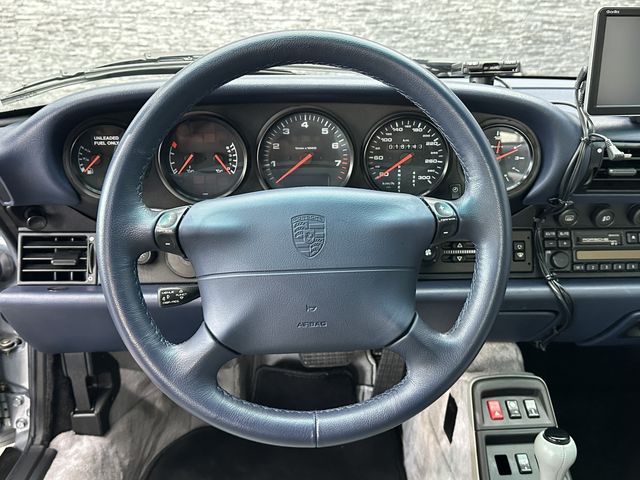 PORSCHE 911 1996 Image 31