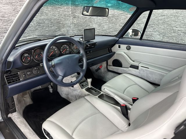 PORSCHE 911 1996 Image 31