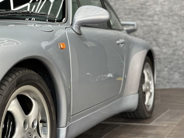 PORSCHE 911 1996 Image 31