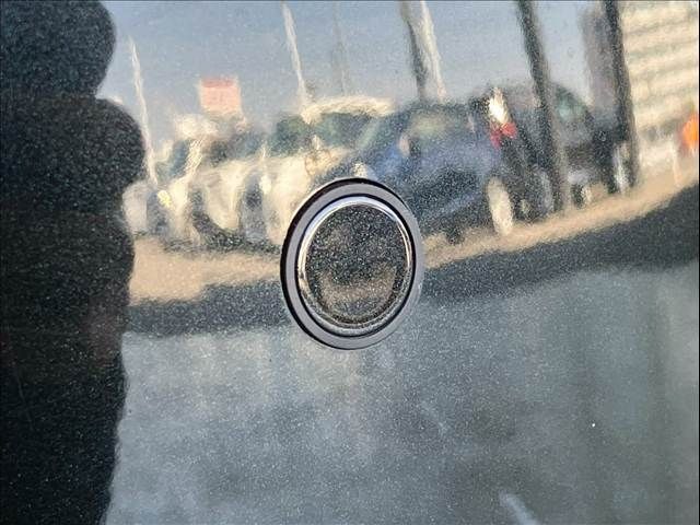 TOYOTA PRIUS 2021 Image 31