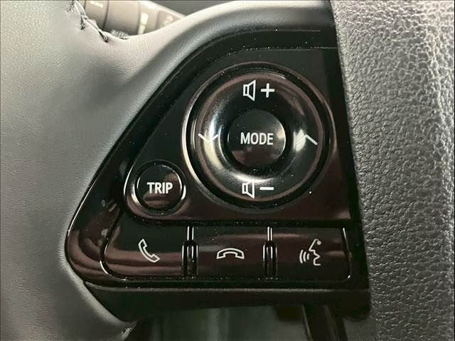 TOYOTA PRIUS 2021 Image 31