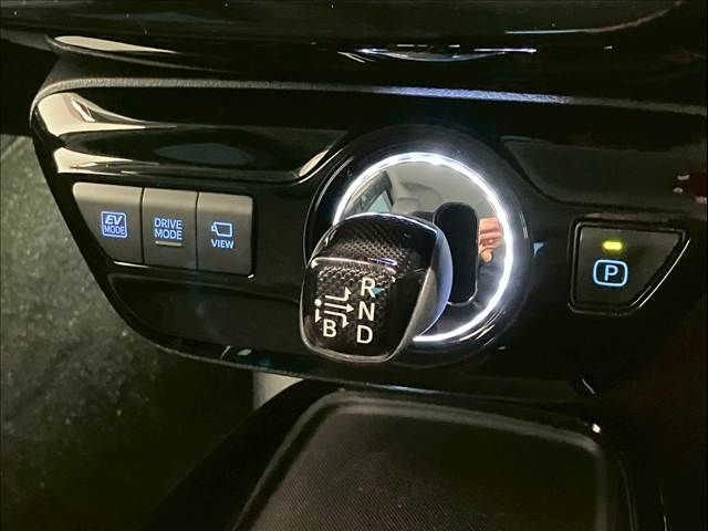 TOYOTA PRIUS 2021 Image 31