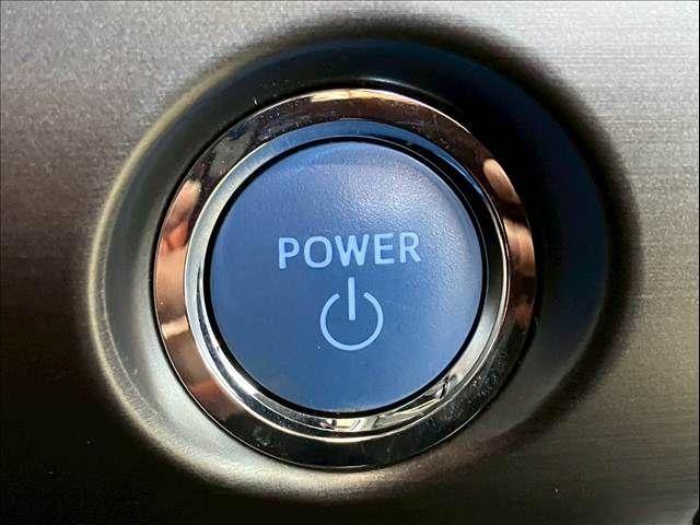 TOYOTA PRIUS 2021 Image 31