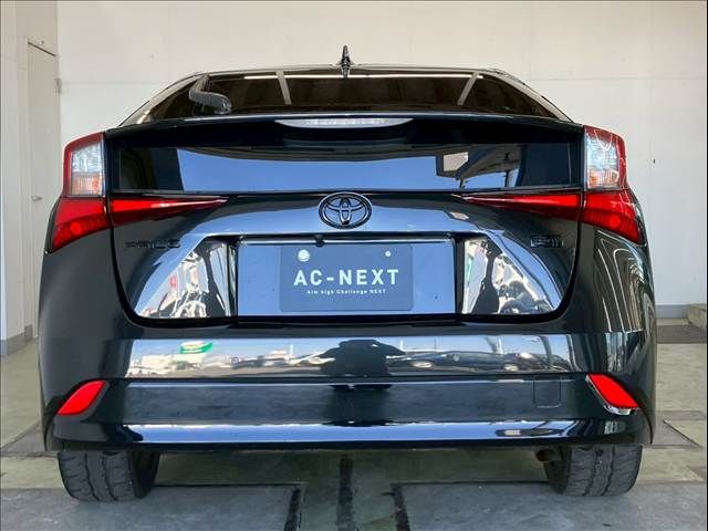 TOYOTA PRIUS 2021 Image 31