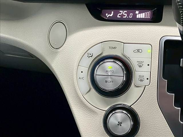 TOYOTA SIENTA 2016 Image 31