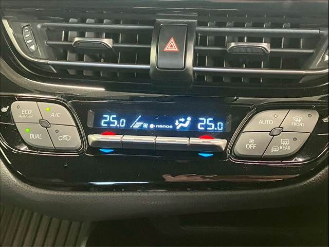 TOYOTA C-HR 2017 Image 31