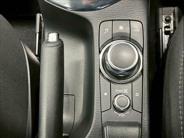 MAZDA DEMIO 2015 Image 31