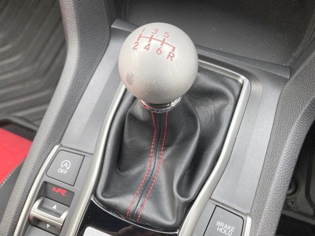 HONDA CIVIC HATCHBACK 2018 Image 31