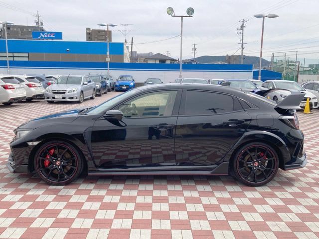 HONDA CIVIC HATCHBACK 2018 Image 31