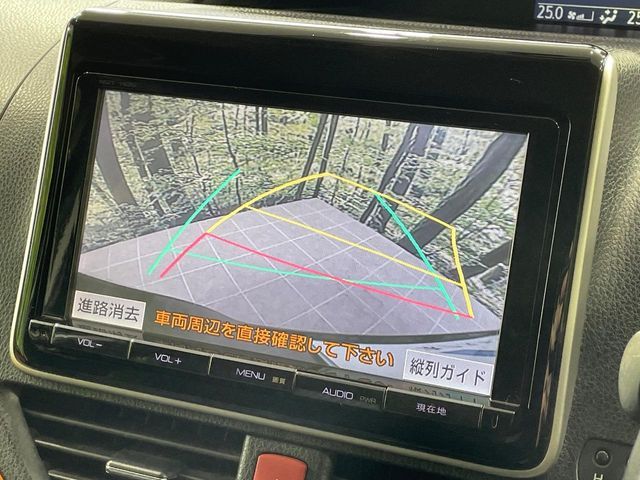 TOYOTA VOXY 2014 Image 31