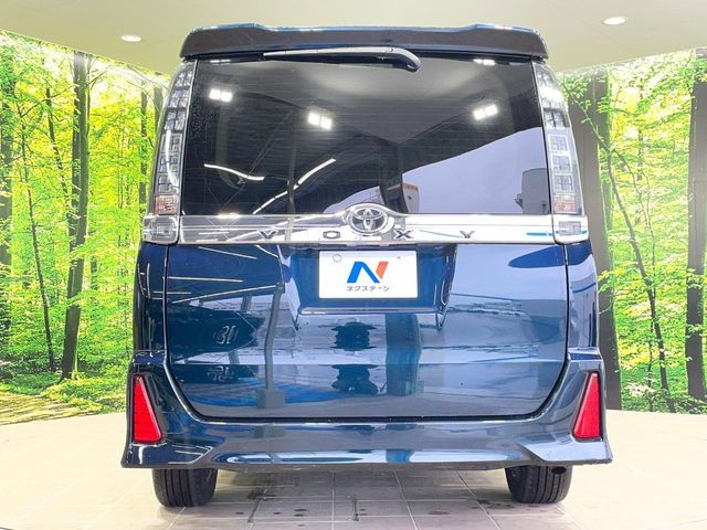 TOYOTA VOXY 2014 Image 31