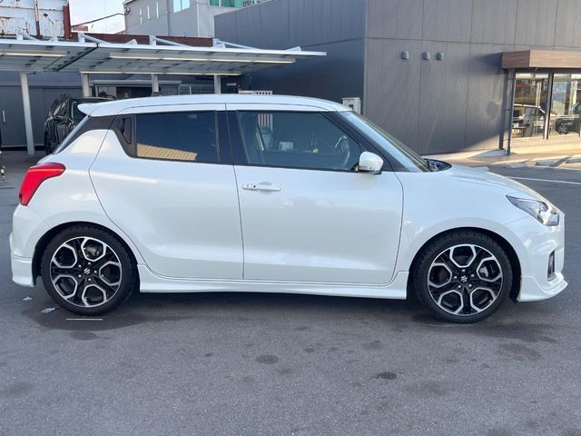 SUZUKI SWIFT 2023 Image 31