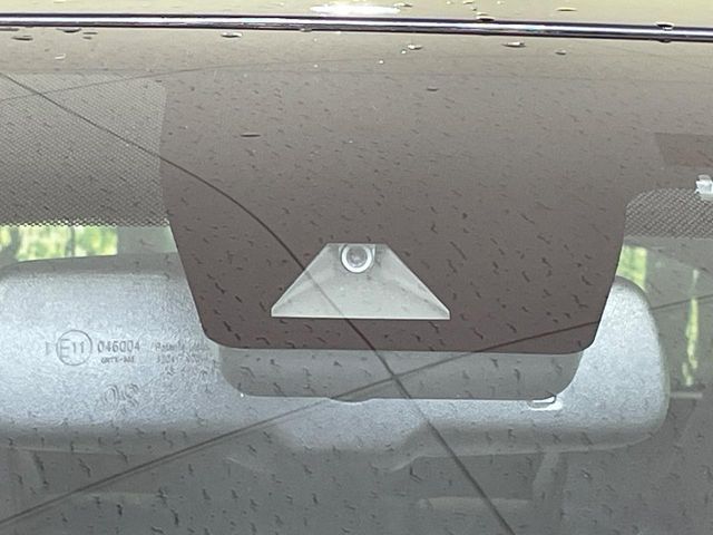 TOYOTA C-HR 2018 Image 31